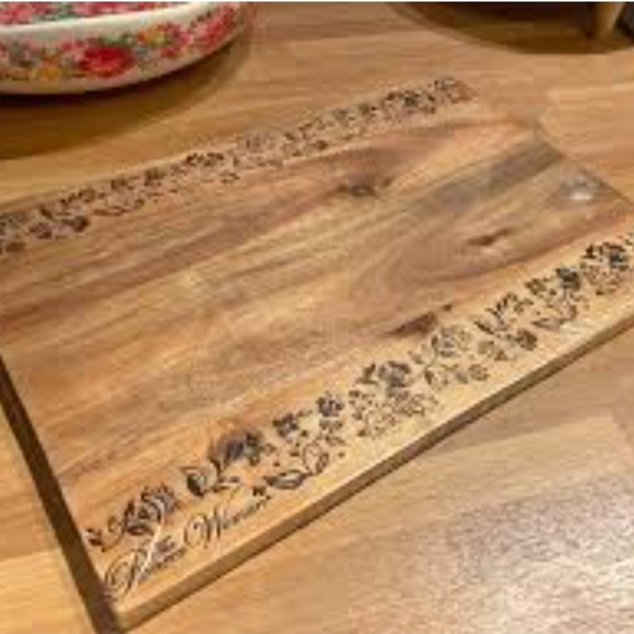 The Pioneer Woman Other - Pioneer Woman Wood Cutting Board